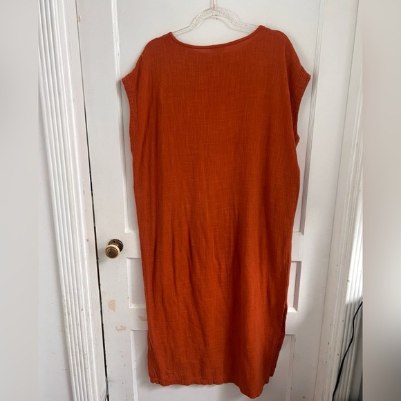 Curator Breezy Caftan Dress With Pockets in Tabasco Size XS - Picture 5 of 6